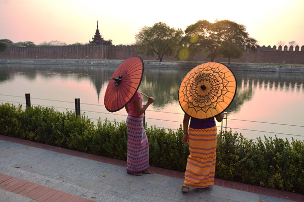 Myanmar Longyi traditional dress