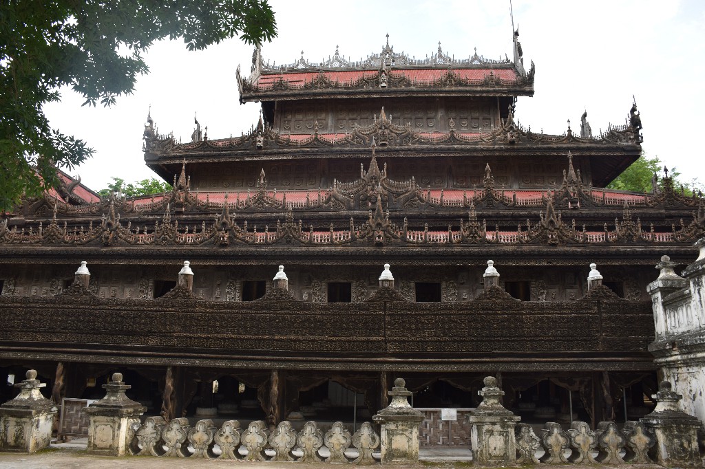 You are currently viewing Golden Palace Monastery – Shwenandaw Kyaung Mandalay